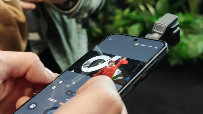 Смартфон Honor Robot Phone