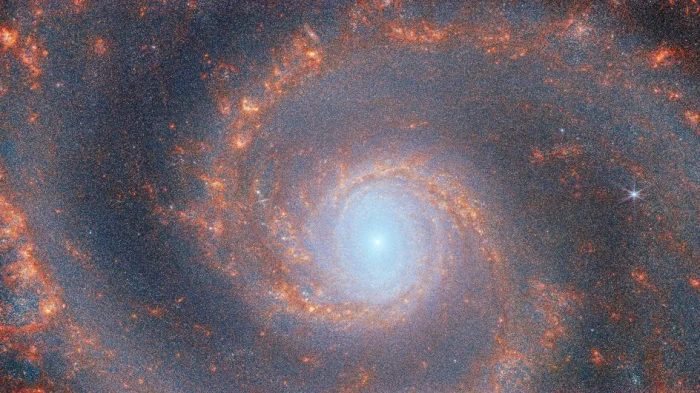 M51 на фото телескопа Джеймс Уэбб