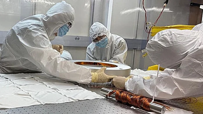 Ювелирная работа по настройке зеркал LIGO.